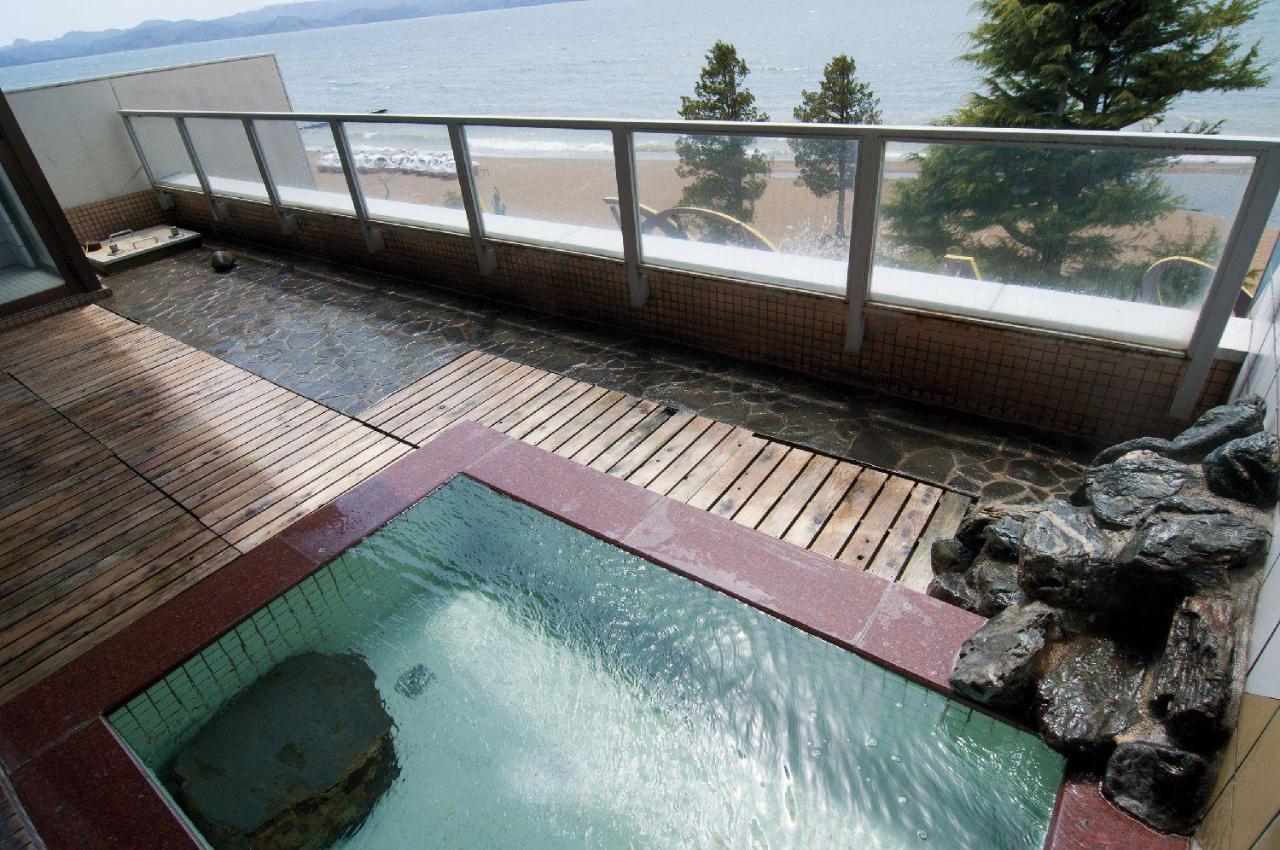 מלון Inawashiro Lakeside Banko מראה חיצוני תמונה